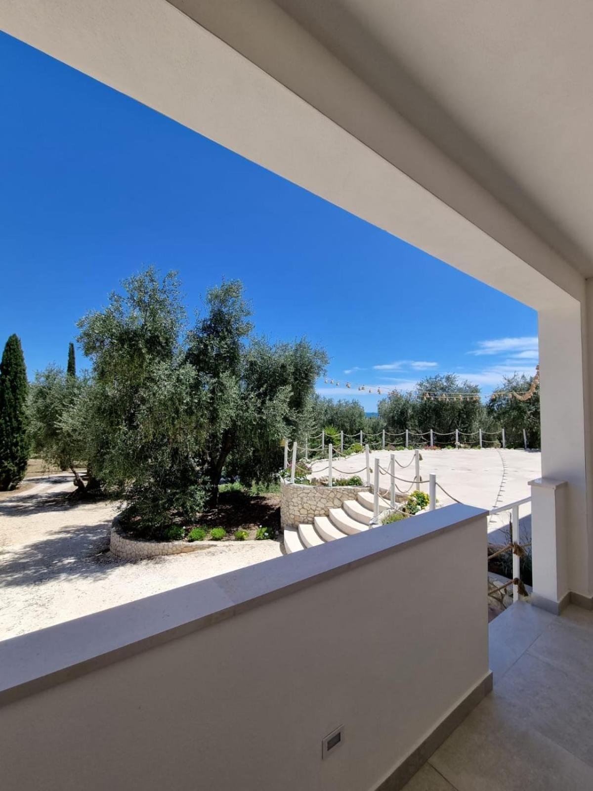 Le Fronde Vieste Luaran gambar